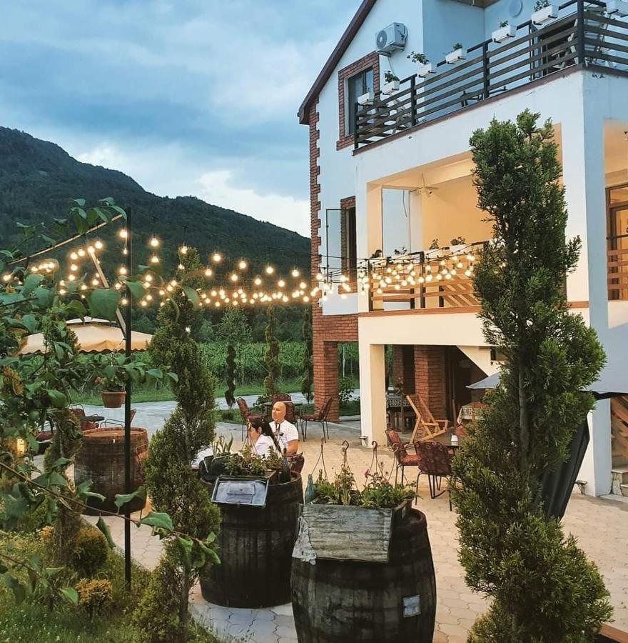 Karse Hotel Ambrolauri Luaran gambar